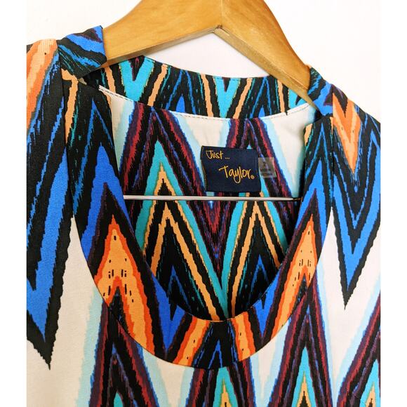 NWT JUST TAYLOR Multicolor Long Sleeve Mini Dress Size 2 - Picture 4 of 11